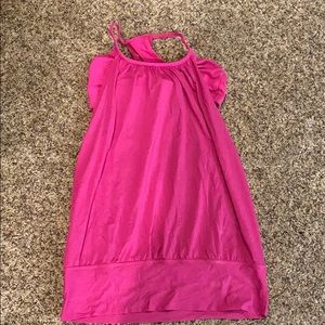 Lululemon hot pink tank.